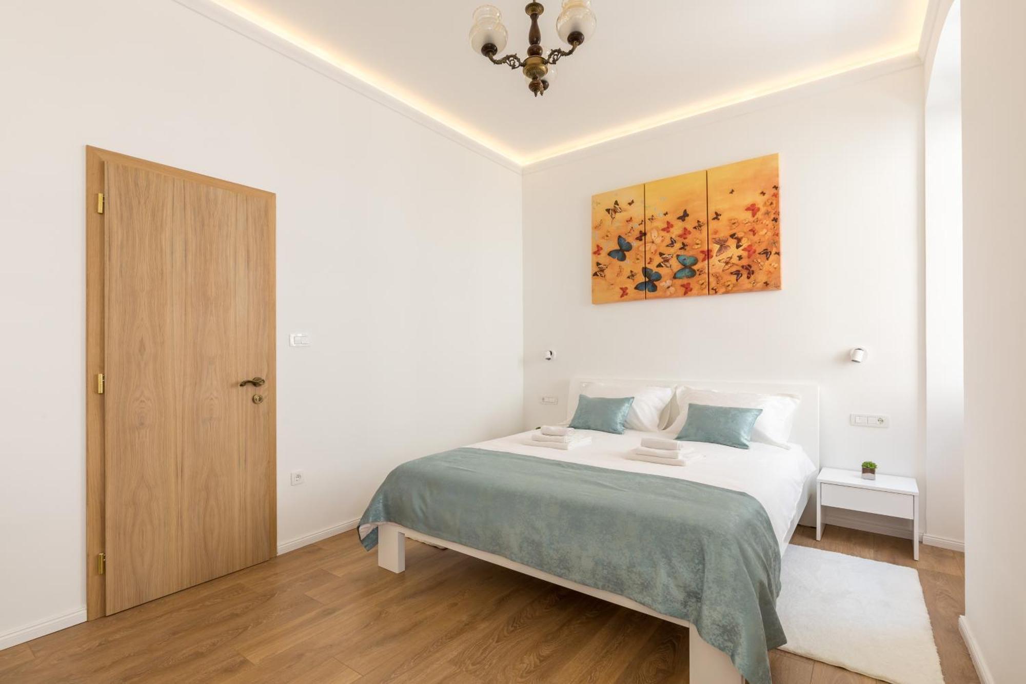 Luxury Rooms In The Center Of Split - Maniva Exterior photo
